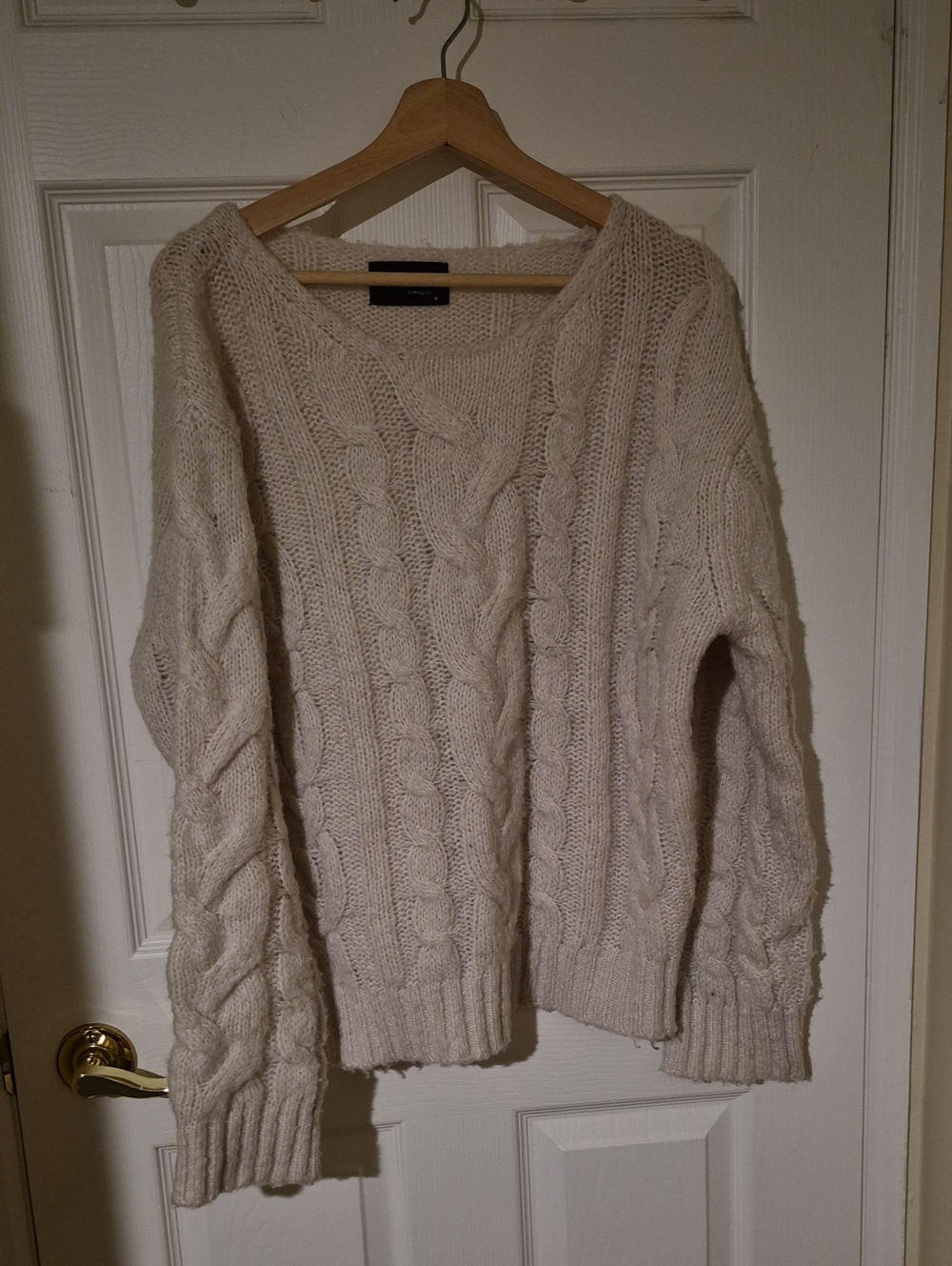 C’est Moi Clothing Co Cable Knit Cream Sweater Chunky Cozy M